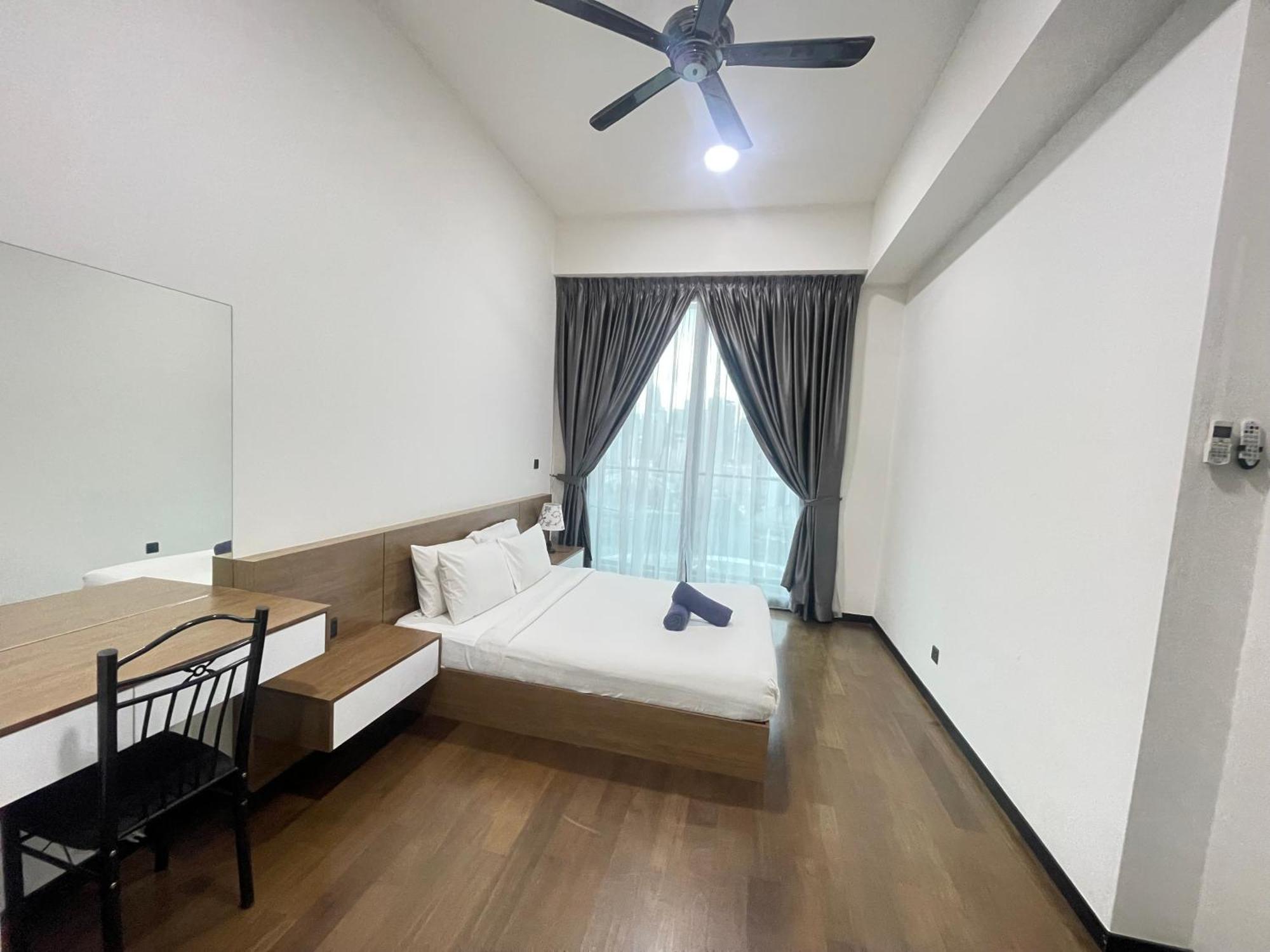 Opus 118 Tower View Homestay *