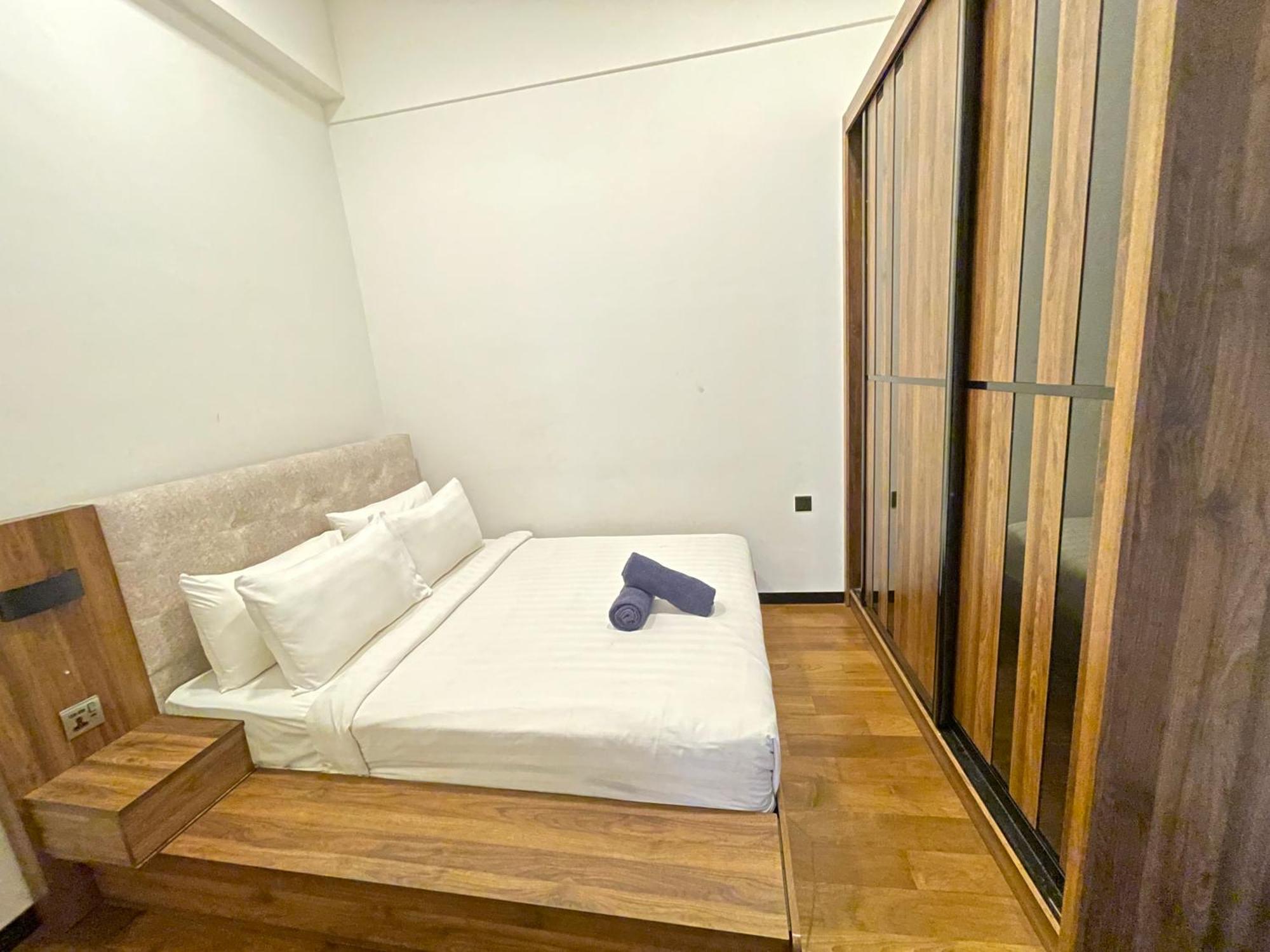 Opus 118 Tower View Homestay